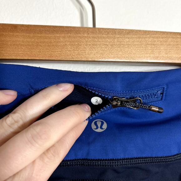 Lululemon Blue Cropped Leggings LAST CALL - Picture 5 of 5